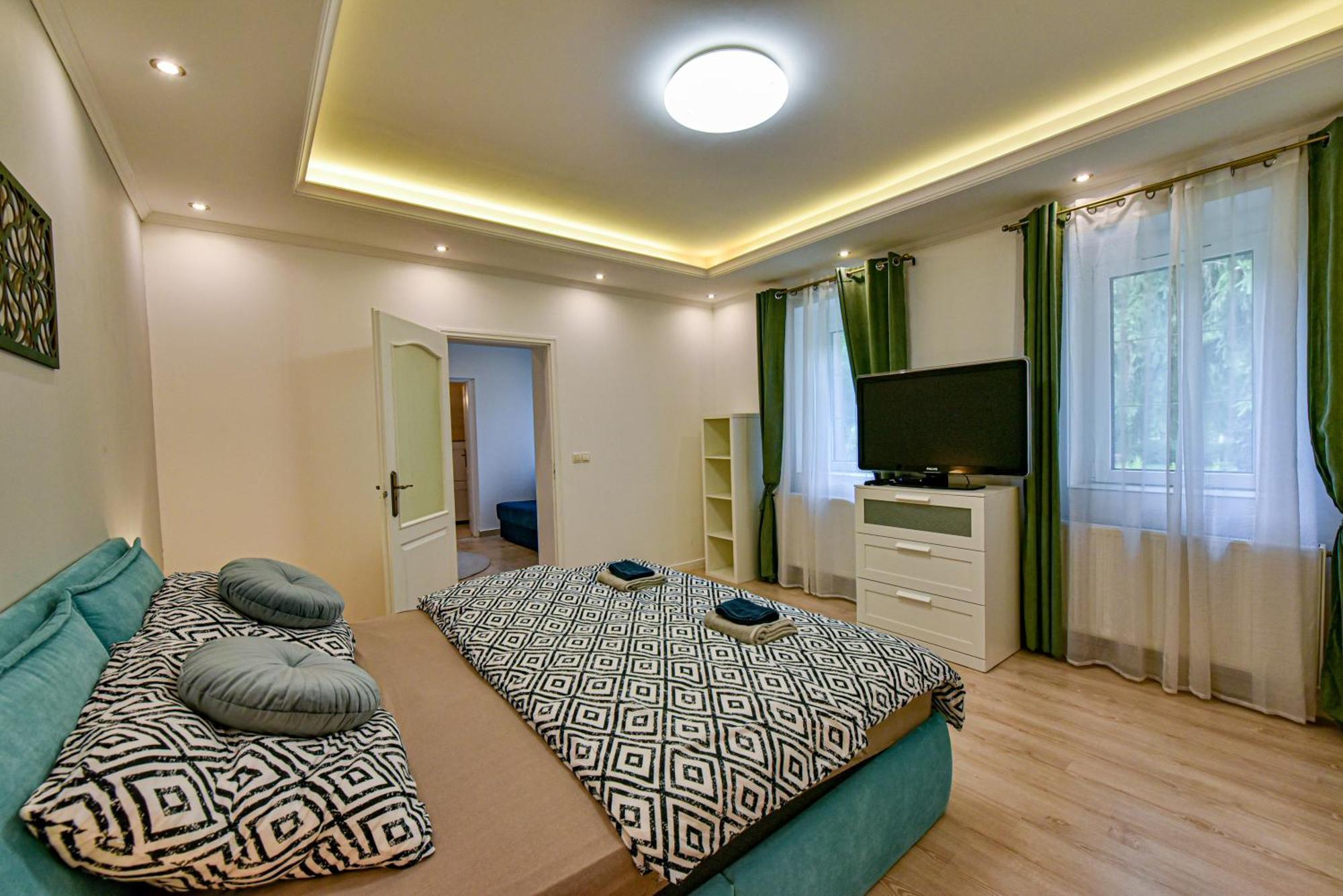 Honfoglalas Vendeghaz Eger Exterior foto