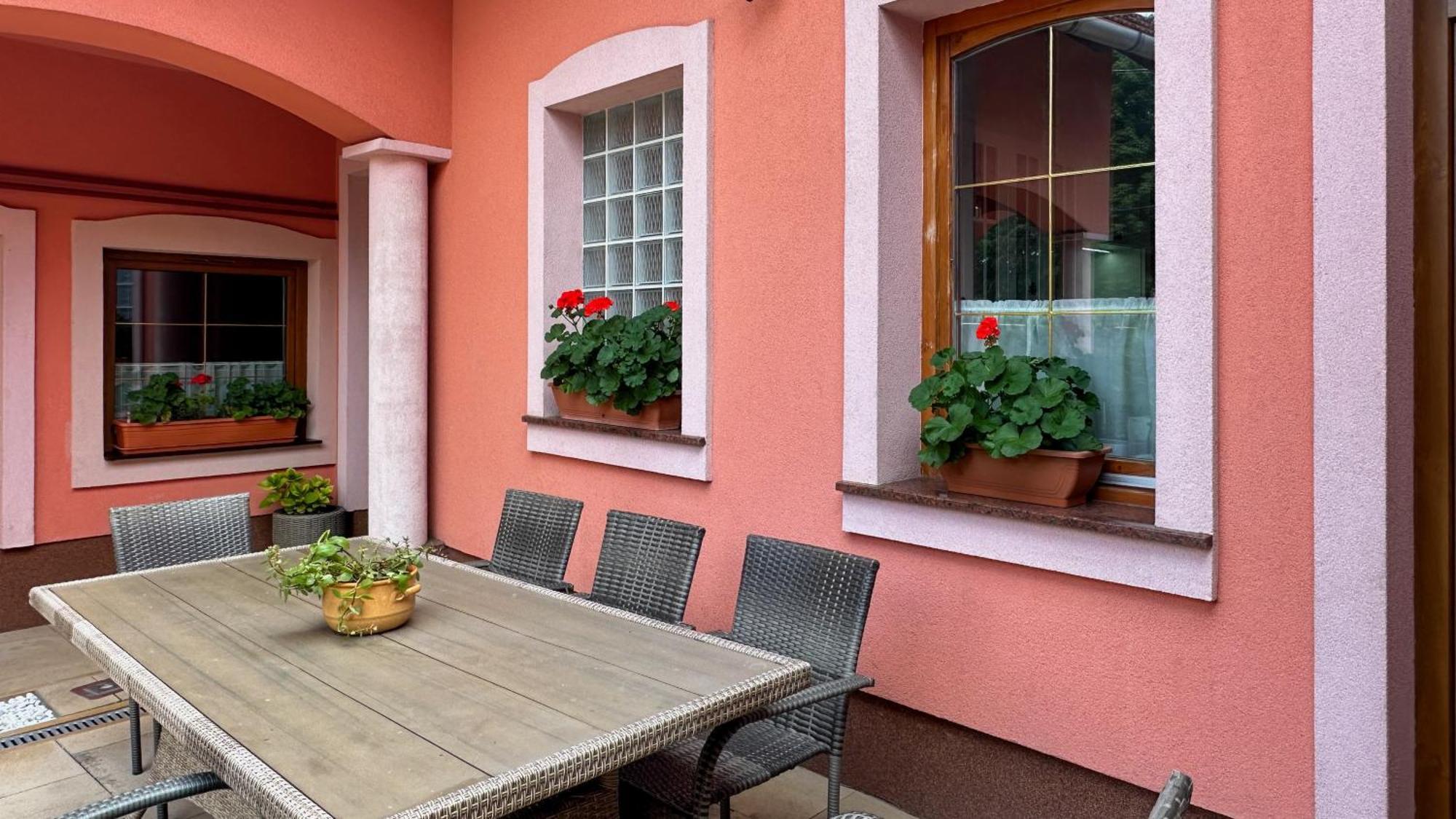 Honfoglalas Vendeghaz Eger Exterior foto